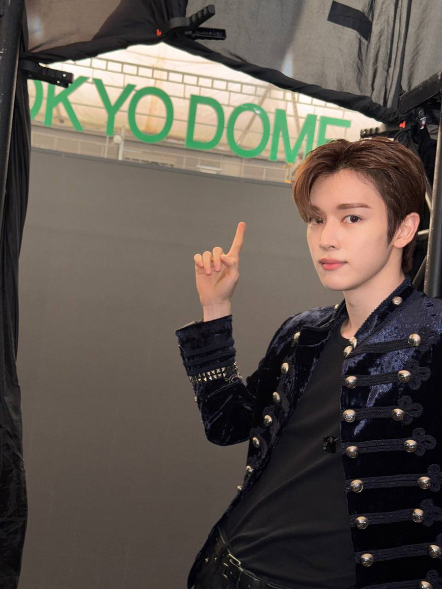 260224 #성찬 위버스 포스트 🧡 

브리즈🧡
3일간 도쿄돔 공연 정말 오랫동안 기억에 남을 거 같아요..
에스엠 콘서트 때 선배님들과 함께 섰을 때도 꿈만 같았는데,
이번에 이렇게 라이즈 이름으로 단독으로 서 있을 수 있다는 게..
너무 벅차고 감사한 마음이에요.
이게 절대 당연한 일이 아니라는