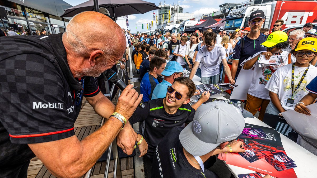 CarreraCupDE's tweet image. What all fans can look forward to: Legendary commentator Burkhard Bechtel will once again be live on site this year. Since 1990, he is the voice of the Carrera Cup and since 1993, the official on-site commentator 🎤!

#Porsche #Sixt #CarreraCupDE
