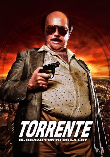 harryelsocio's tweet photo. Torrente 1 es cine de autor. Del gordo. Al mismo nivel que Ciudadano Kane o El Padrino. Una puta delicatessen. No sé quién cojones es usted, Óscar con K, pero para hablar de D. José Luis Torrente Galván se lava la boca y se pone de pie. Y sáquese la manos de los bolsillos, hostia https://t.co/MWJVYVXrJd