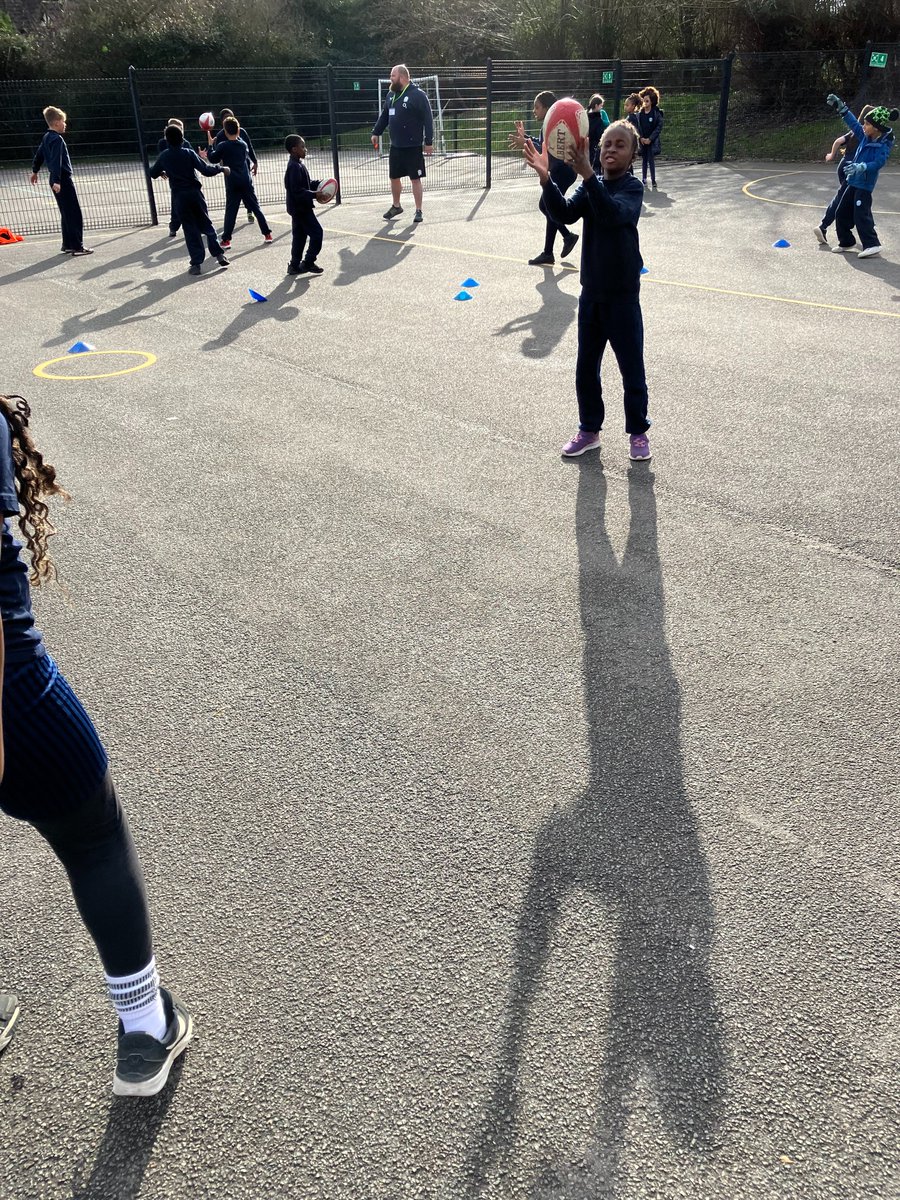 Long Meadow Lions tweet media