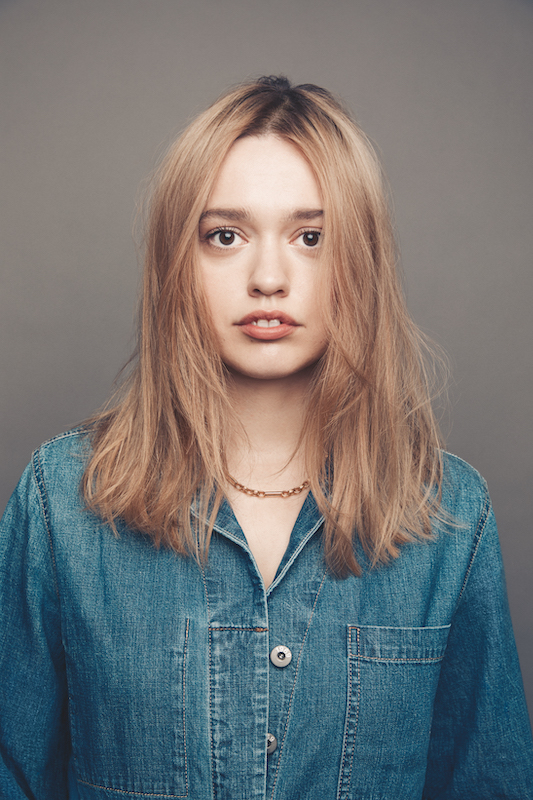 divulganacional's tweet photo. 🚨 Aimee Lou Wood estrelará a adaptação do clássico ‘Jane Eyre’ de Charlotte Brontë!

De acordo com o Deadline, a atriz de ‘The White Lotus’ e ‘Sex Education’ interpretará a protagonista do livro. A adaptação está sendo produzida pela produtora britânica Working Title e escrita por Miriam Battye (Succession).