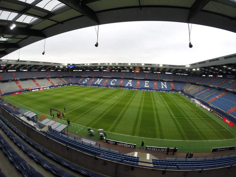 Première Ligue Reporter tweet media