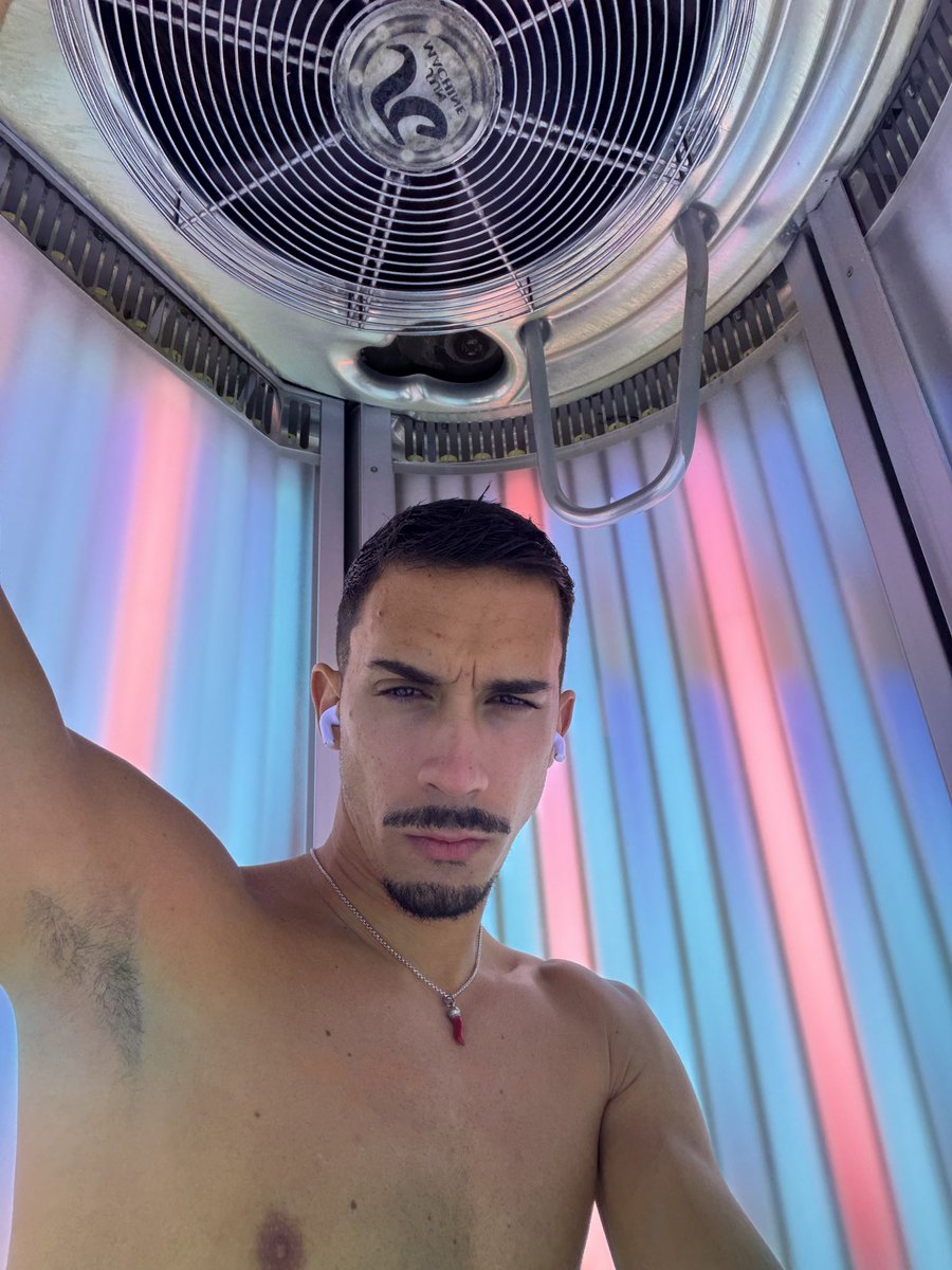 Alessandro tweet media