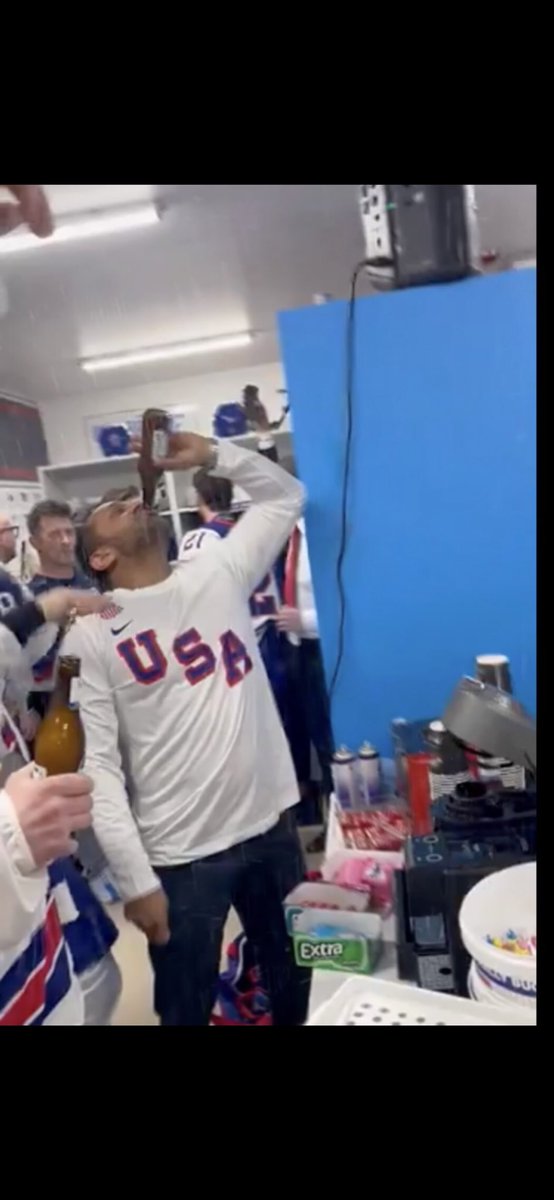 Greg Thompson tweet media