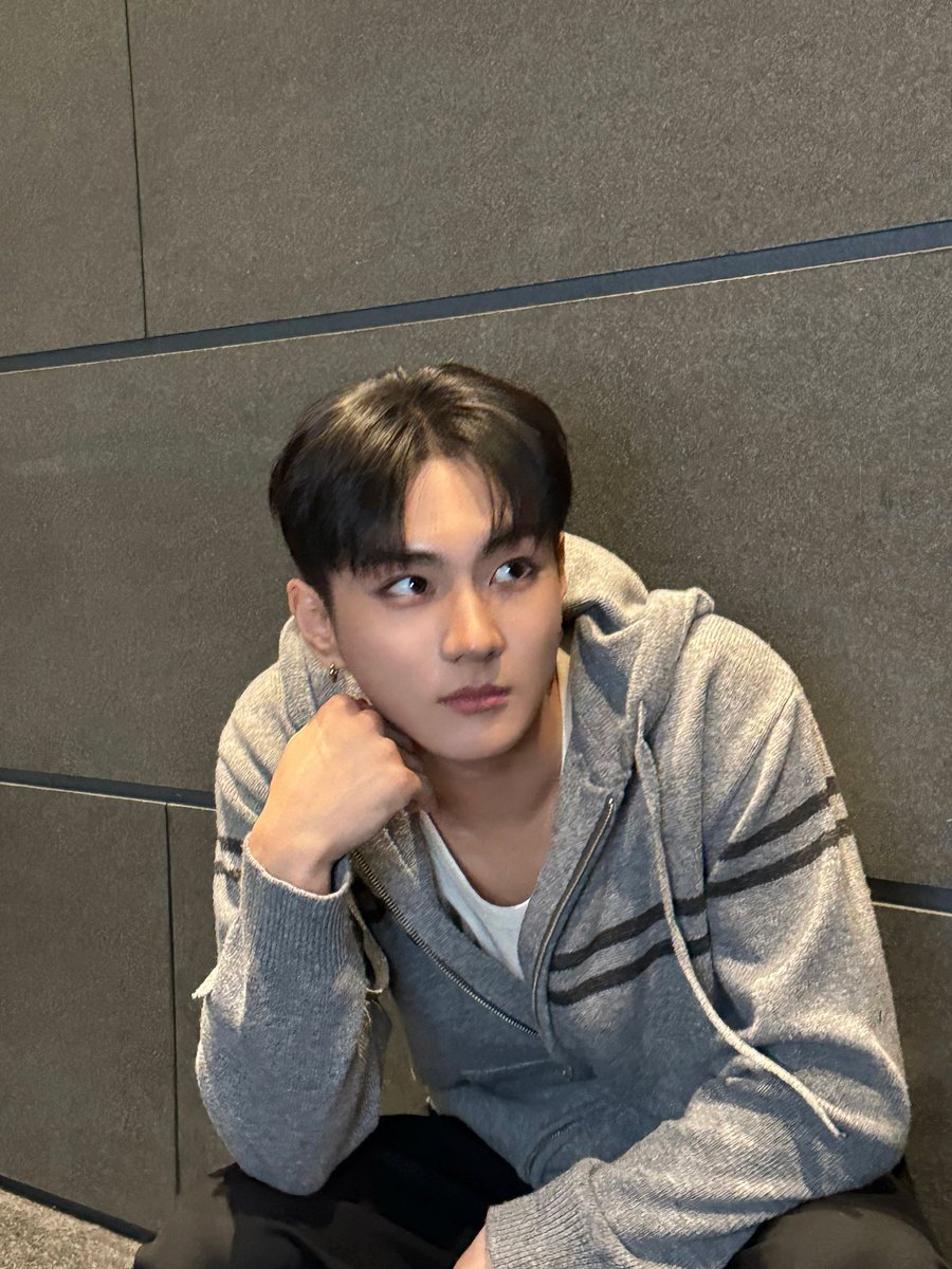 JUNGWONGLOBAL's tweet photo. #정원 ⭐️ | 260225

WEVERSE POST

🐈 : 🙃
 
#ENHYPEN_JUNGWON #JUNGWON #엔하이픈_정원 @ENHYPEN_members @ENHYPEN https://t.co/8J9YbsSXZN