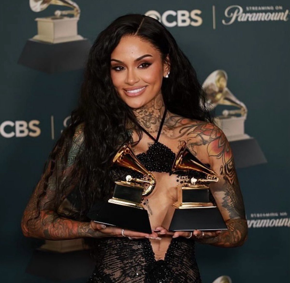 NewsKatseye's tweet image. American singer-songwriter and dancer, Kehlani, has followed Manon on Ig!

KATSEYE IS SIX
#WEWANTMANON
#JusticeForManon
#BoycottForManon