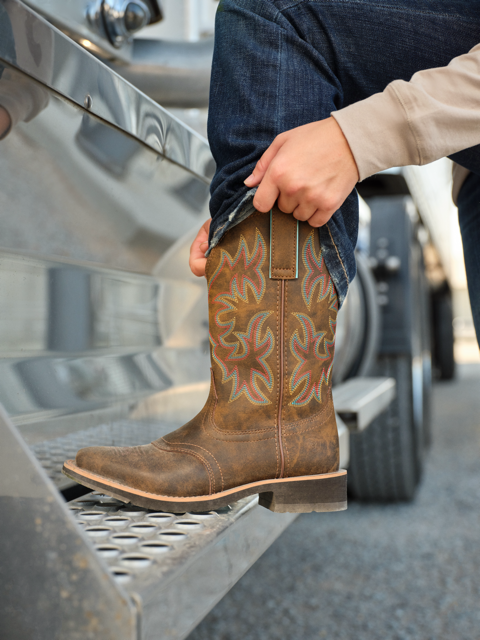 Timeless by design, not nostalgia. This is what everyday classics look like when done well. 🌾 | Delilah Embroidery Square Toe Cowboy Boots in Brown by @ariatinternational