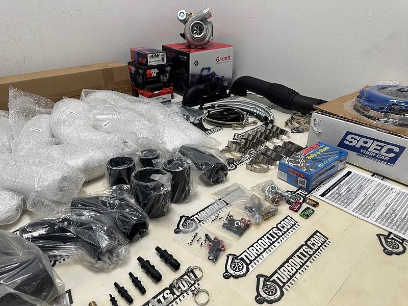 One of our Corolla 2ZR Turbo Kits, this one upgraded with the GTX2860 Ball Bearing Turbo! turbokits.com/tk-corolla-2zr…