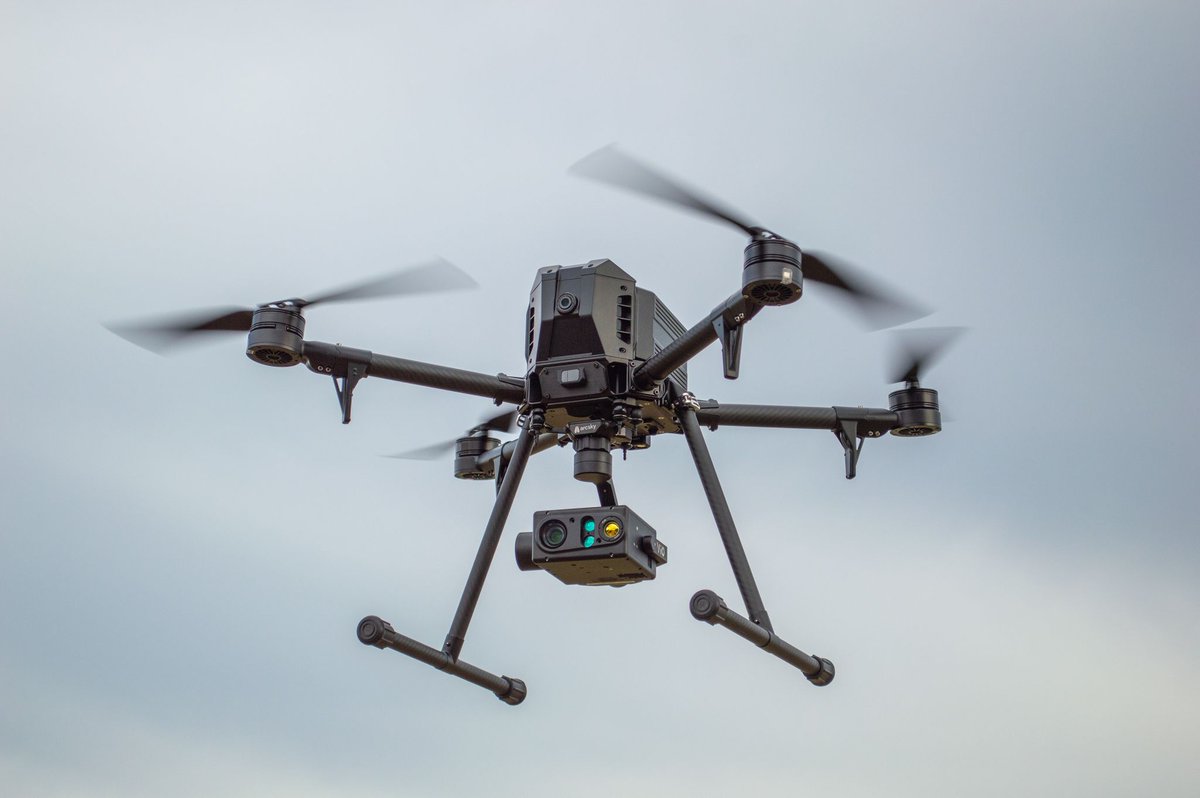 Arcsky_Team's tweet photo. Seamless payload swaps. Simplified workflow.

Xplorer’s twist-and-release mount supports Sony ILX-LR1, VIO inspection, public safety, and lightweight LiDAR payloads. Swap, select from a dropdown, and fly—auto-configured, no tools, no hassle. https://t.co/2i4dGepUZW