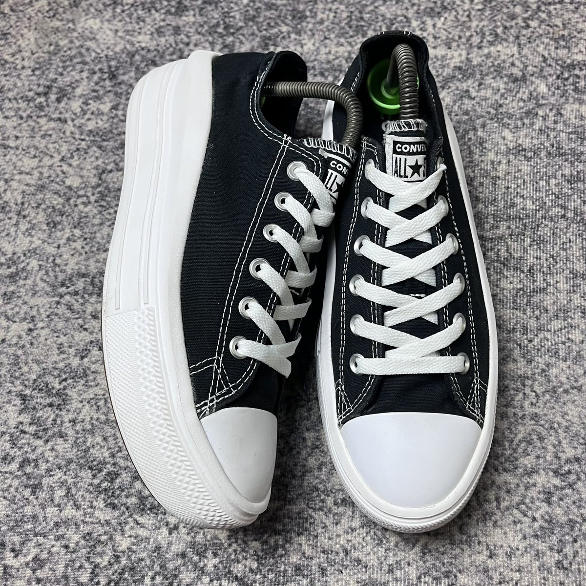 bxe_88's tweet photo. 🥭 Converse all star move แท้
Sz.41.5/26.5cm
ราคา 389฿ ส่งฟรี 
สภาพดีมาก คุ้มมาก ไซส์ดี ซอฟเดิม พื้นเต็ม 

#รองเท้ามือสองของแท้ #รองเท้ามือสอง #รองเท้าของแท้ #รองเท้าผ้าใบ #ส่งต่อรองเท้า #ส่งต่อ https://t.co/RcAWwruqiv