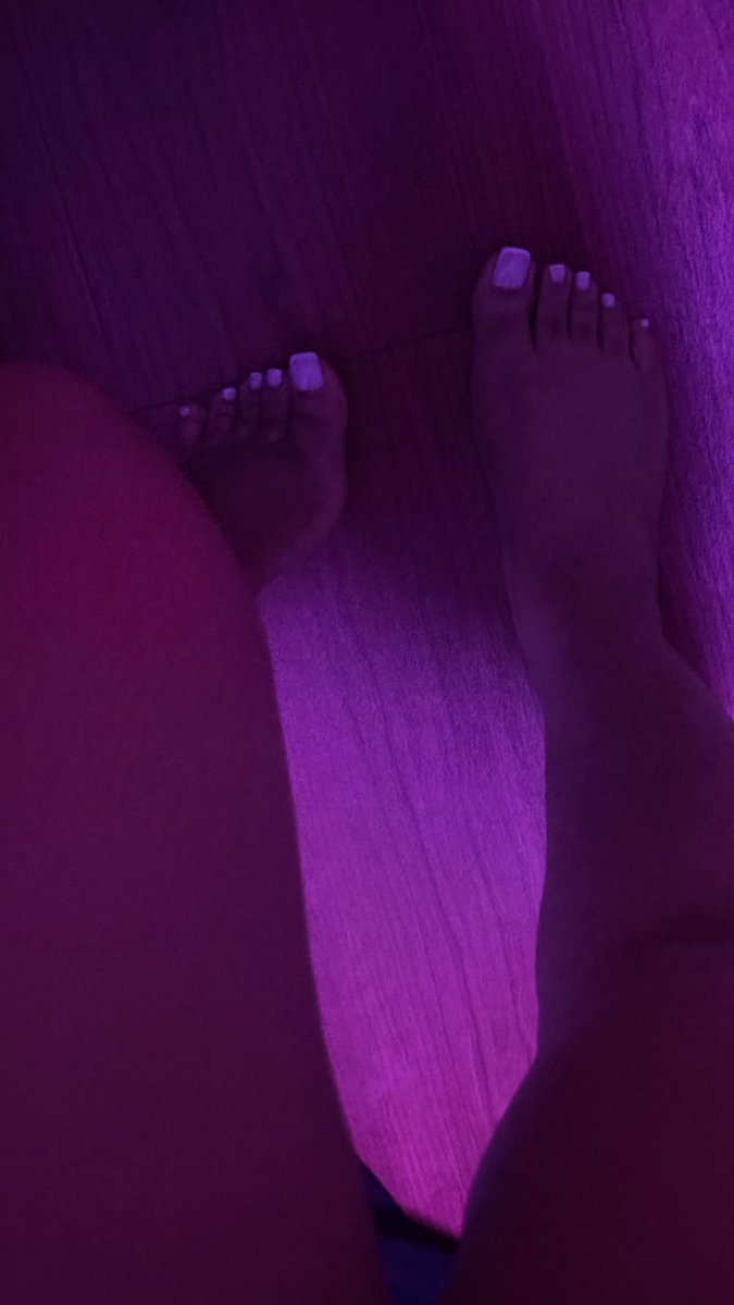 pleasuredtoez's tweet photo. 🤤🤤🤍 https://t.co/v7LUhv7LQK