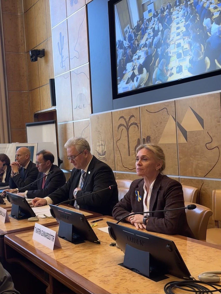 Þorgerður Katrín Gunnarsdóttir tweet media