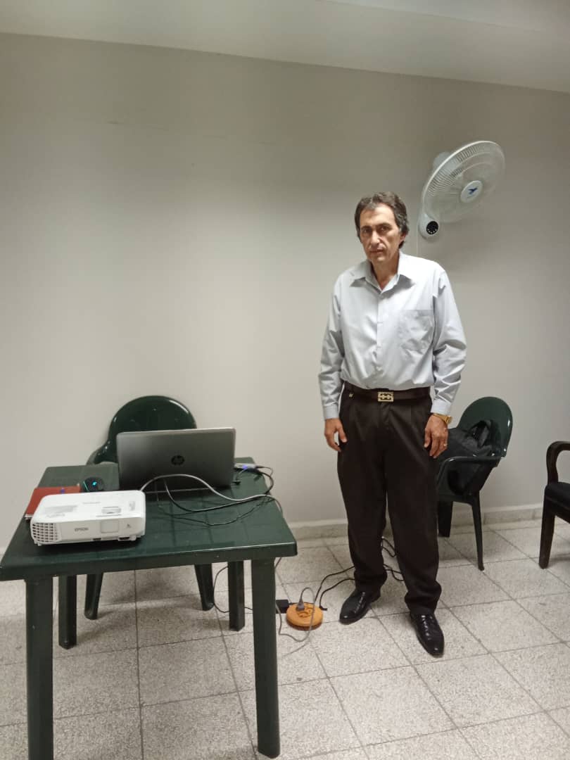 cardiovcl's tweet photo. En el día de ayer el Máster y Lic. en Enfermería Héctor Roche Molina, realizó su pase a predefensa doctoral, en la UCM de VC, quien es un ejemplo como profesional de la salud de nuestro Cardiocentro Ernesto Guevara. Muchas felicidades por sus avances en el doctorado.#cardiovc https://t.co/sKpcsjhfA9