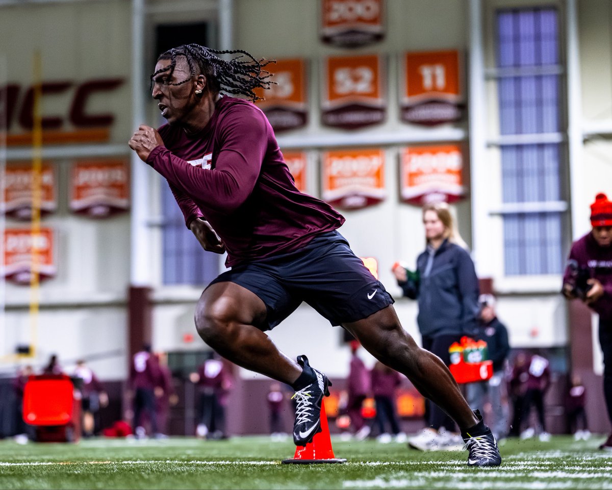 Vic Hall tweet media