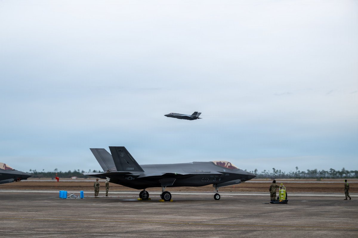 FloridaNationalGuard tweet media