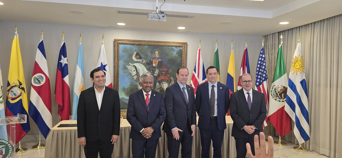 Senacyt Panamá tweet media