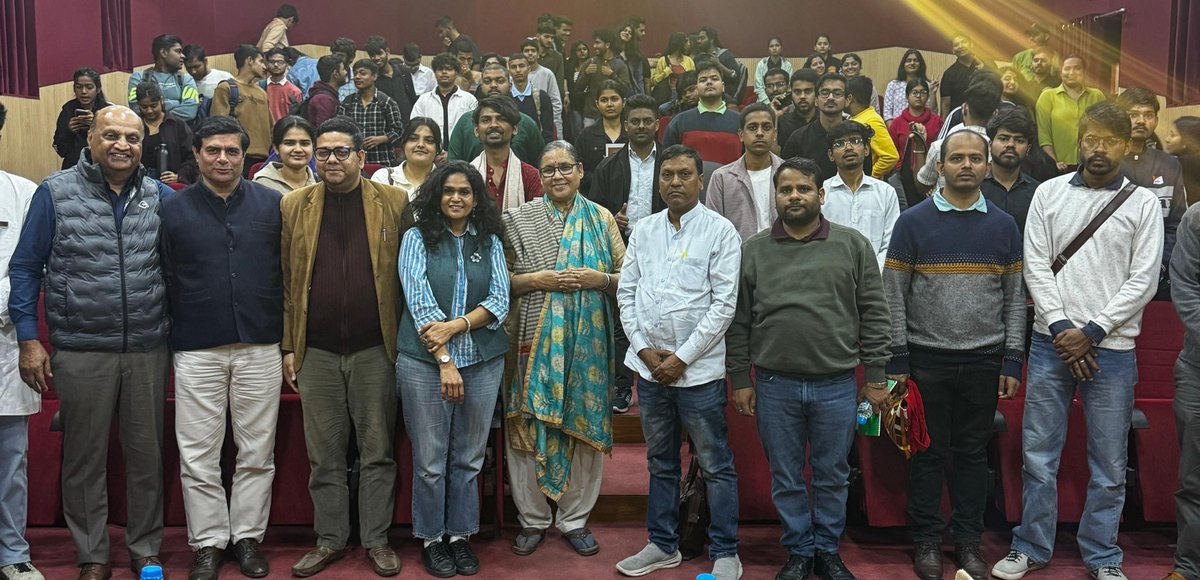 RLAC_DU's tweet photo. At Tarikh Committee’s lecture (Feb 17, 2026), Prof. Nandini Sinha Kapoor spoke on Early Medieval Kashmir, stressing that understanding history requires knowing its cultural and geographical background.Kashmir’s Sanskrit historiography and its overlooked place in national history. https://t.co/hJXMqt7ERO