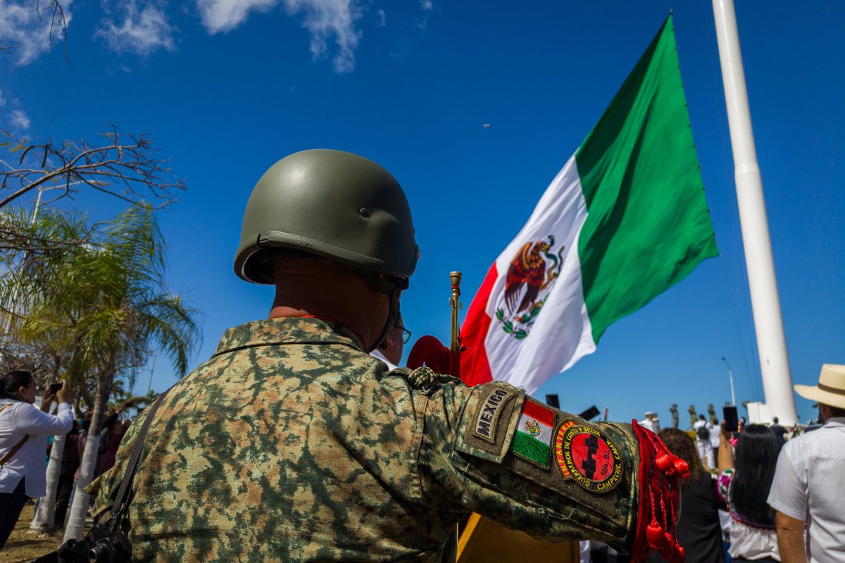 Hoy es el #DíaDeLaBandera.

#Campeche #México #Fotografía