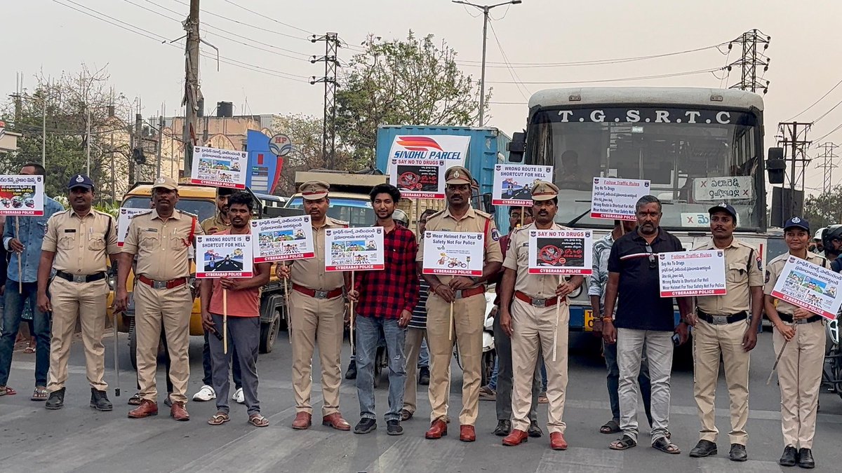 NewsMeter_In's tweet photo. #Hyderabad:

#Communityservice for #trafficviolators in #Jeedimetla

As many as 15 #motorists booked for #wrongroute driving and #vehicles without #numberplates were ordered by the #court to perform community service.

They will assist #police in traffic regulation at #Gajularamaram X Roads from 5–6 PM and spread #roadsafety awareness with #placards.

#Police warn of strict #action against #violations.

@CYBTRAFFIC