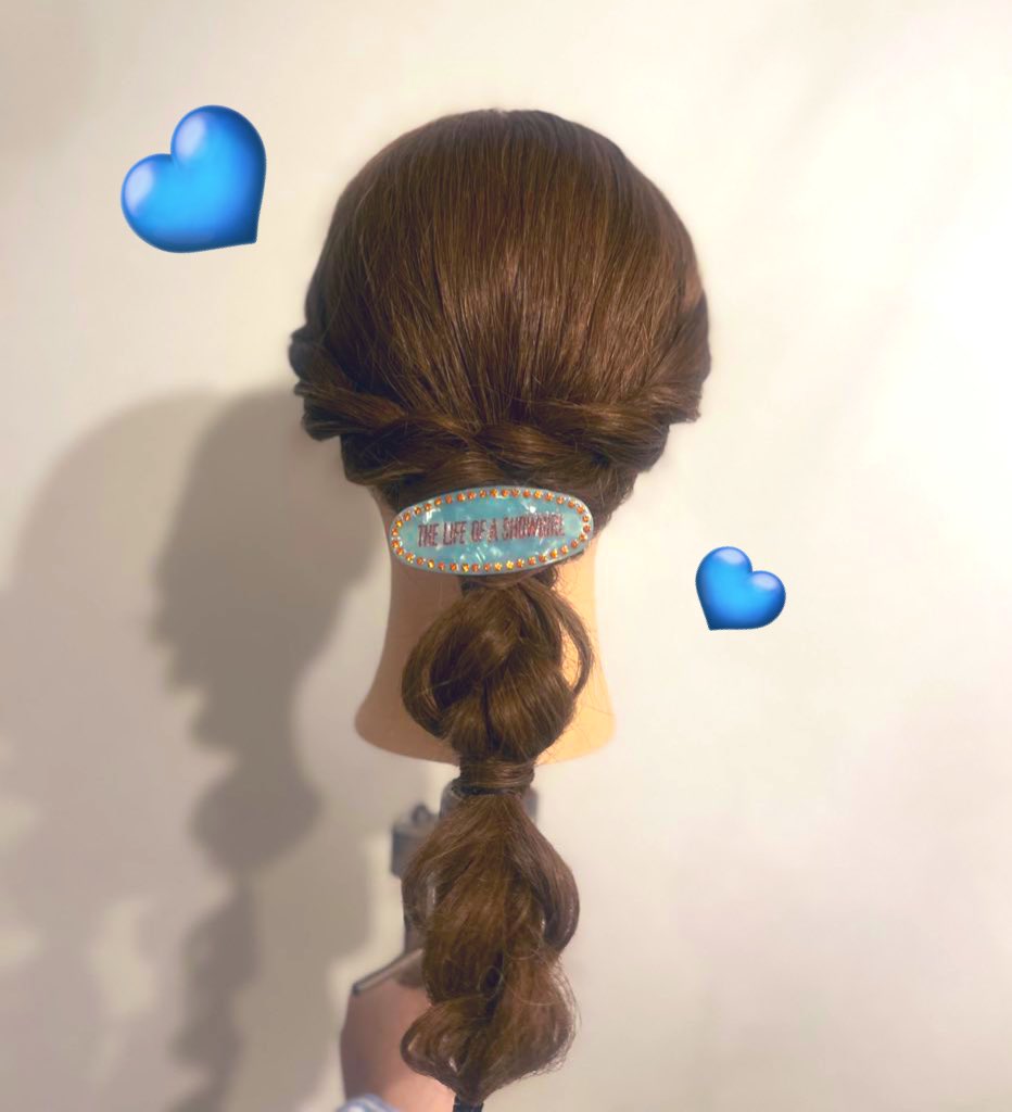 <a href="/taylorswift13/">Taylor Swift</a> <a href="/taylornation13/">Taylor Nation</a> 

This barrette is lovely💙