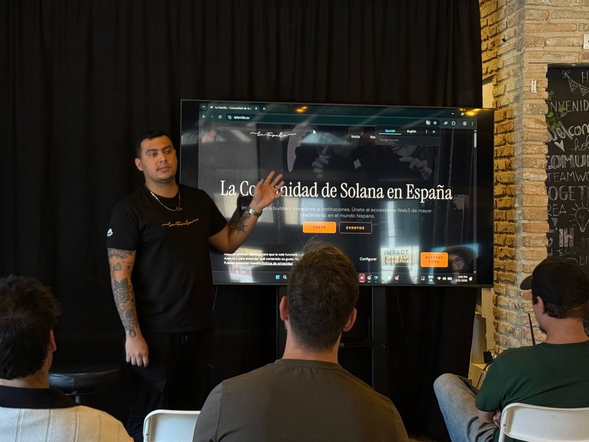 La Familia tweet media