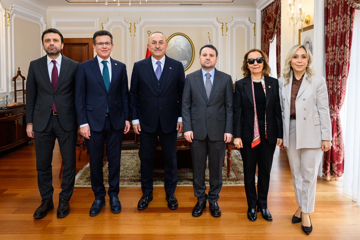 avmustafakose's tweet photo. Adalet Bakanımız Sn. Akın Gürlek’i ziyaret ettik. Misafirperverlikleri için Sn. Bakanımız’a teşekkür ediyoruz… https://t.co/HpP1BqSoDP