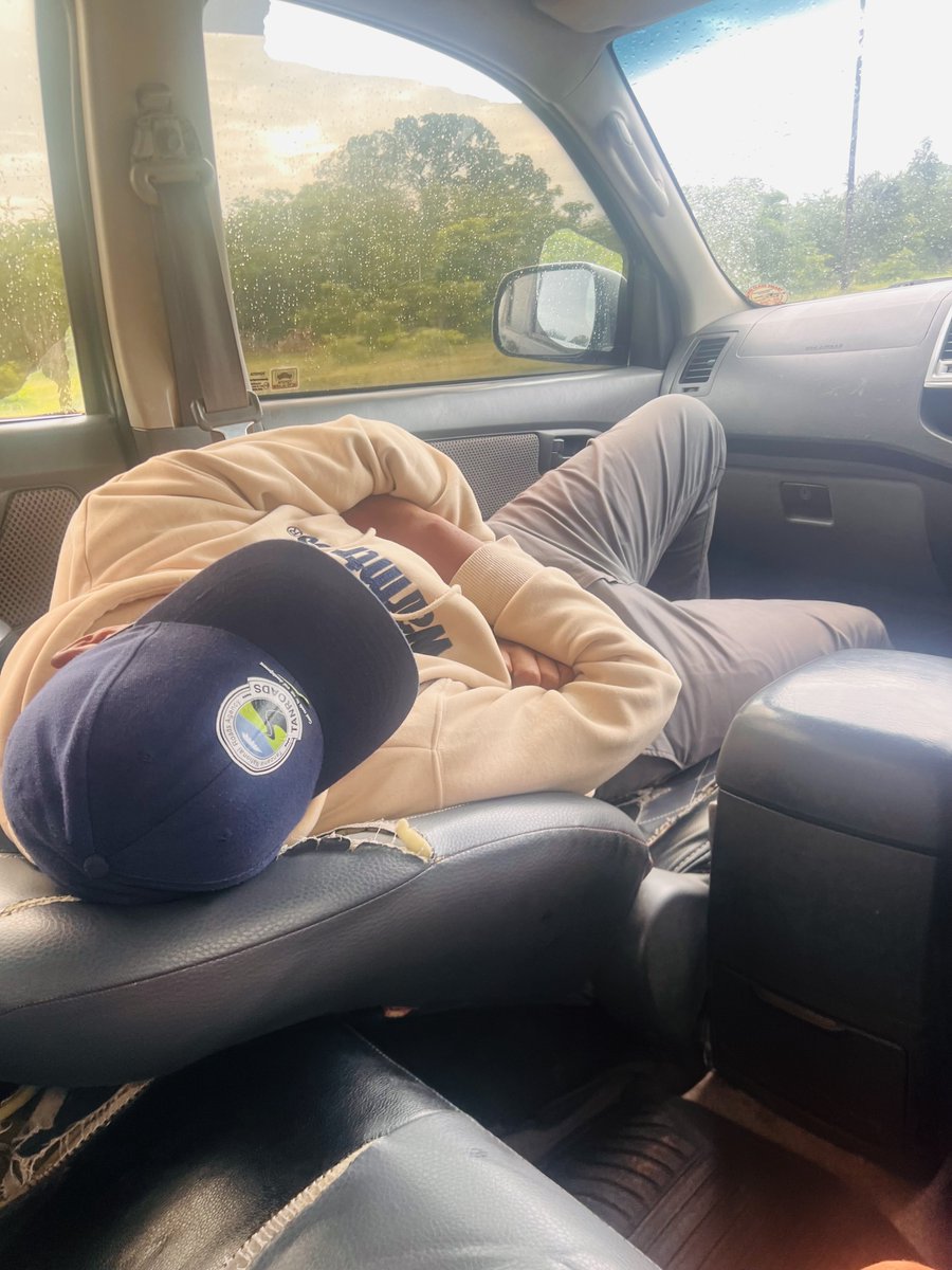 Jobless nikavizie futari kwa Jirani..,Siku ilikuwa ya Motto sana Leo..🙌🏿