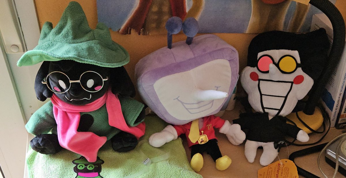 El guapo el feo y la rata horrible