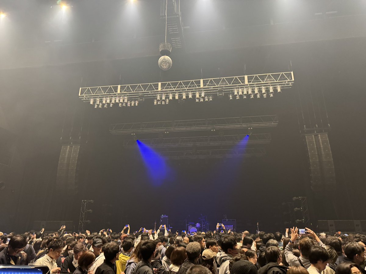 hifi059028's tweet photo. 今日はコレでした！
透きとおる声も轟音も健在！ラストの曲、サプライズもあって最高でした！
#羊文学
#KTZeppYokohama https://t.co/4EWIPi08VB