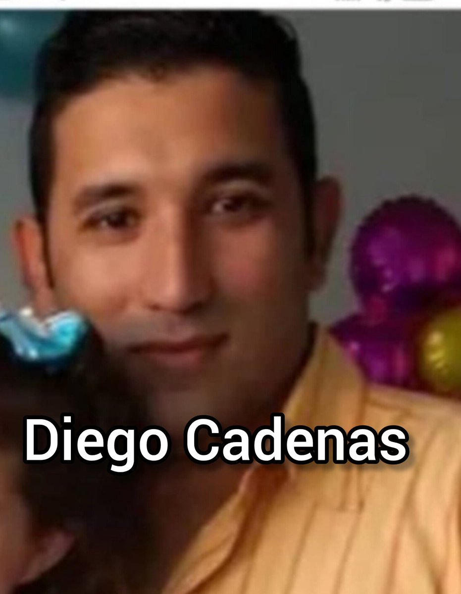 narbonachile's tweet photo. Que no queden impunes también los cómplices del asesino venezolano Markensson Salazar. Diego Cadenas ayudó a escapar al homicida tras propinar el fierrazo mortal a Cristian, también trabaja en 10 de julio. El otro es Lenin Irady, quien se burló del fierrazo y justificó a su amigo https://t.co/Ik0SspBMmo