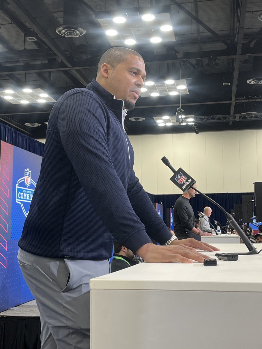 #Bears GM Ryan Poles didn’t hold back when asked about the Bears not receiving Draft picks for Ian Cunningham getting hired away from them:

“I think it’s retarded.”