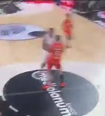 Arbitrando tweet media