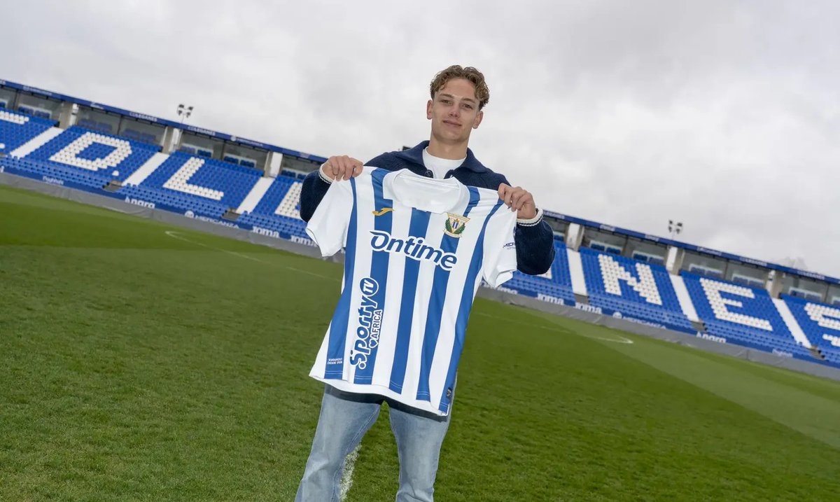 🔍 ANÁLISIS | ¿Quién es Alfred Gøthler?

📌 Viene de "romperla" en juveniles (22 goles en 24 partidos con el U19) y ya suma 4 goles con el primer equipo del <a href="/hbkogedk/">HB KØGE</a> esta temporada

⚽ Destaca por su olfato goleador y su rápida adaptación al fútbol profesional

📸 <a href="/CDLeganes/">C.D. Leganés</a>