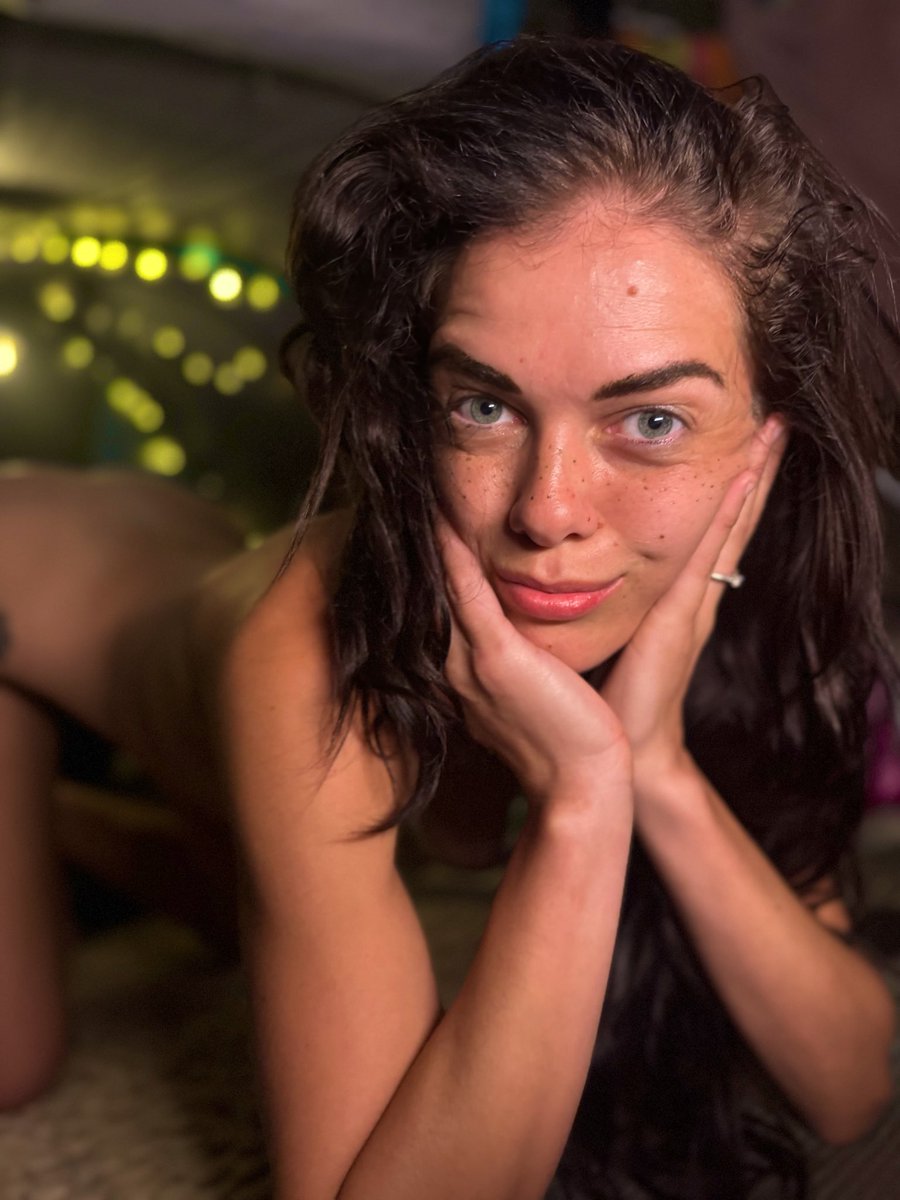 ChadeOnlyFans tweet media