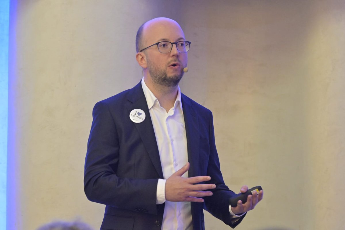 OVHcloud España tweet media