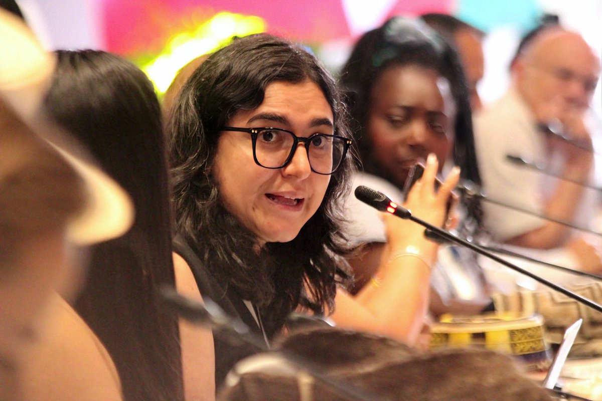 #ICARRD20 🐝 

La subdirectora general de la URT, <a href="/aurabolivar83/">Aura Patricia Bolívar Jaime</a>, intervino en la Comisión Intersectorial para la Reforma Agraria y el Desarrollo Rural, donde expuso las acciones realizadas por la entidad durante el Gobierno de <a href="/petrogustavo/">Gustavo Petro</a> y los logros alcanzados para que la