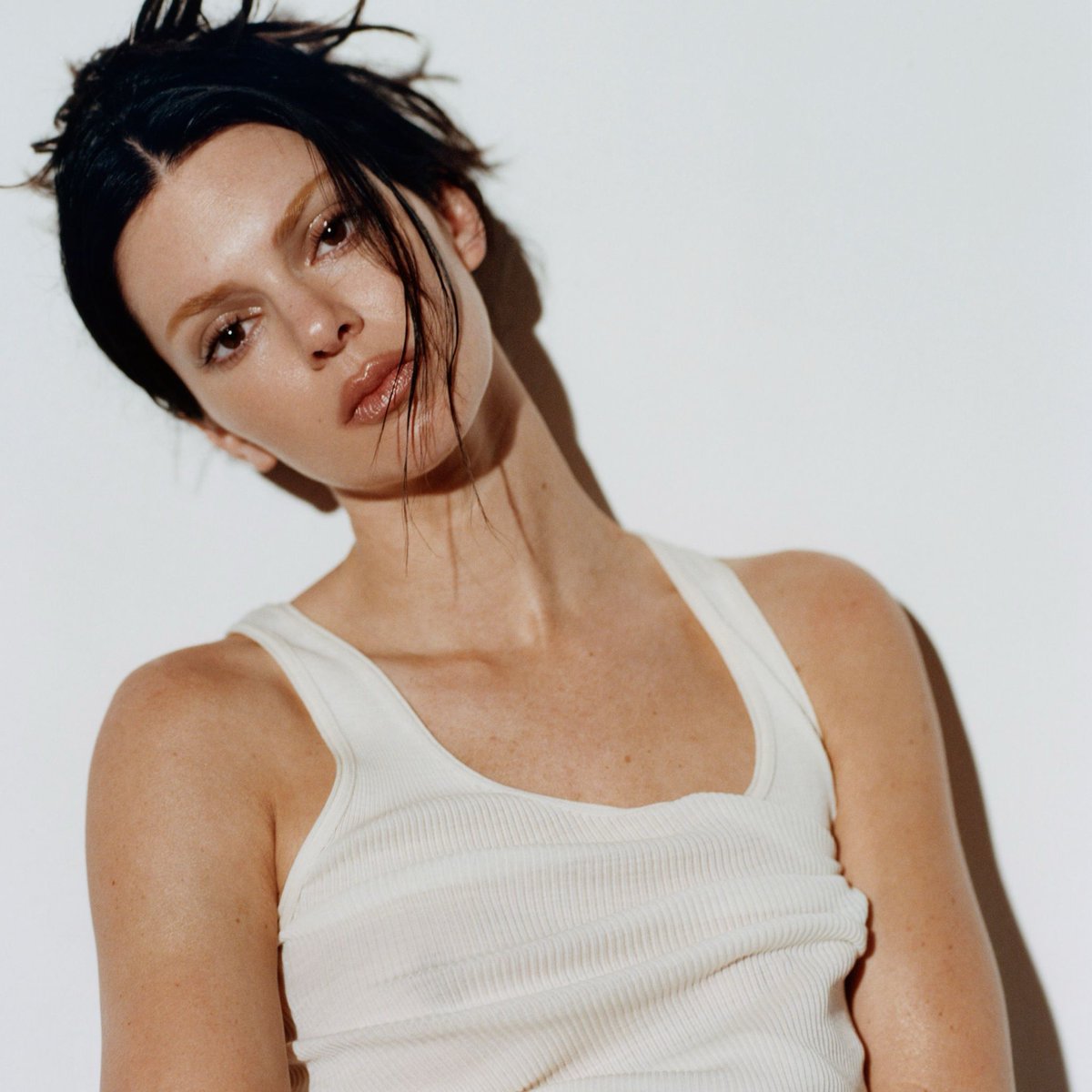 kendall jenner outfits tweet media