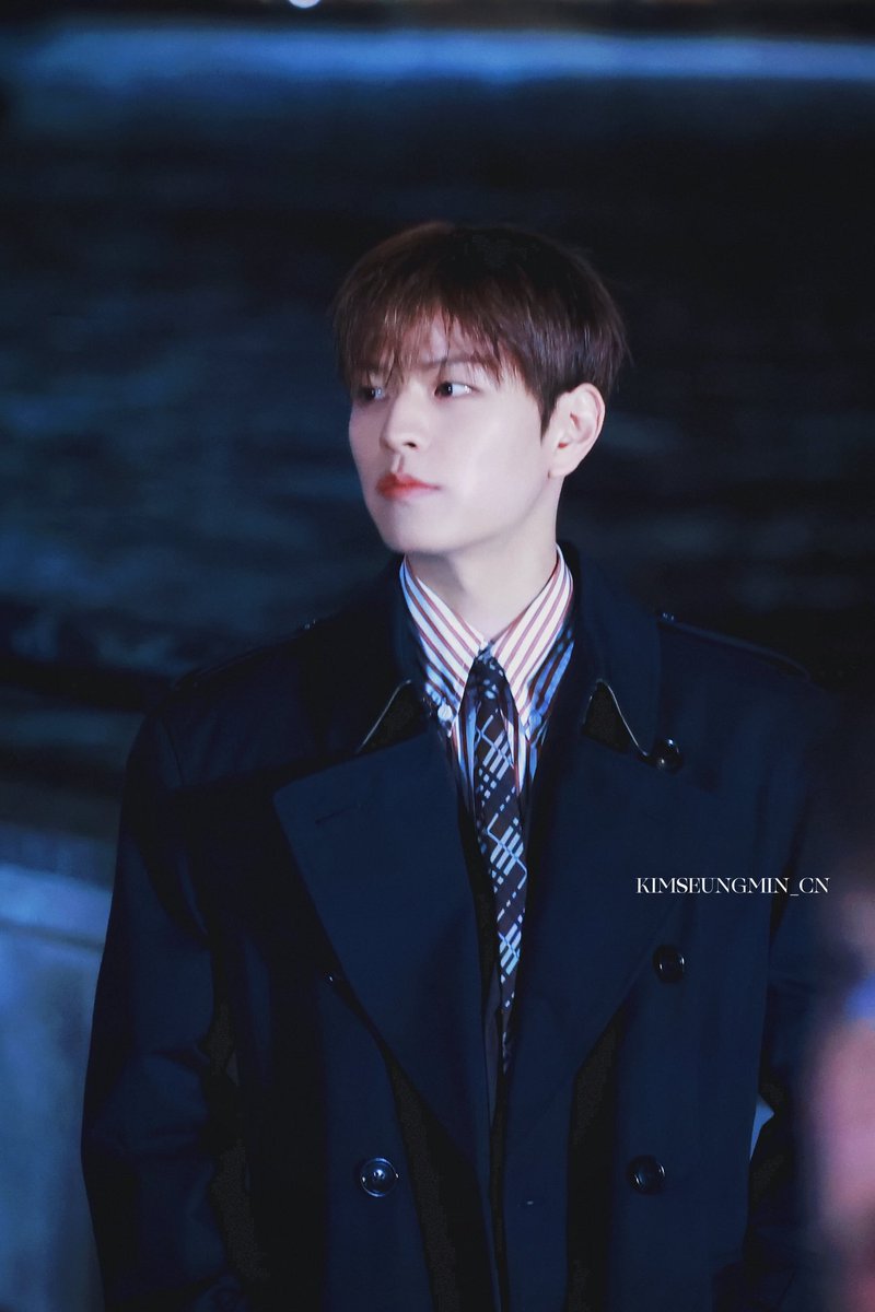 KIMSEUNGMIN_CN's tweet photo. 260224 🎞️

#BURBERRYAW26xSEUNGMIN
#SEUNGMINxBURBERRY
#승민 #Seungmin #金昇玟 https://t.co/i3kJODEomn