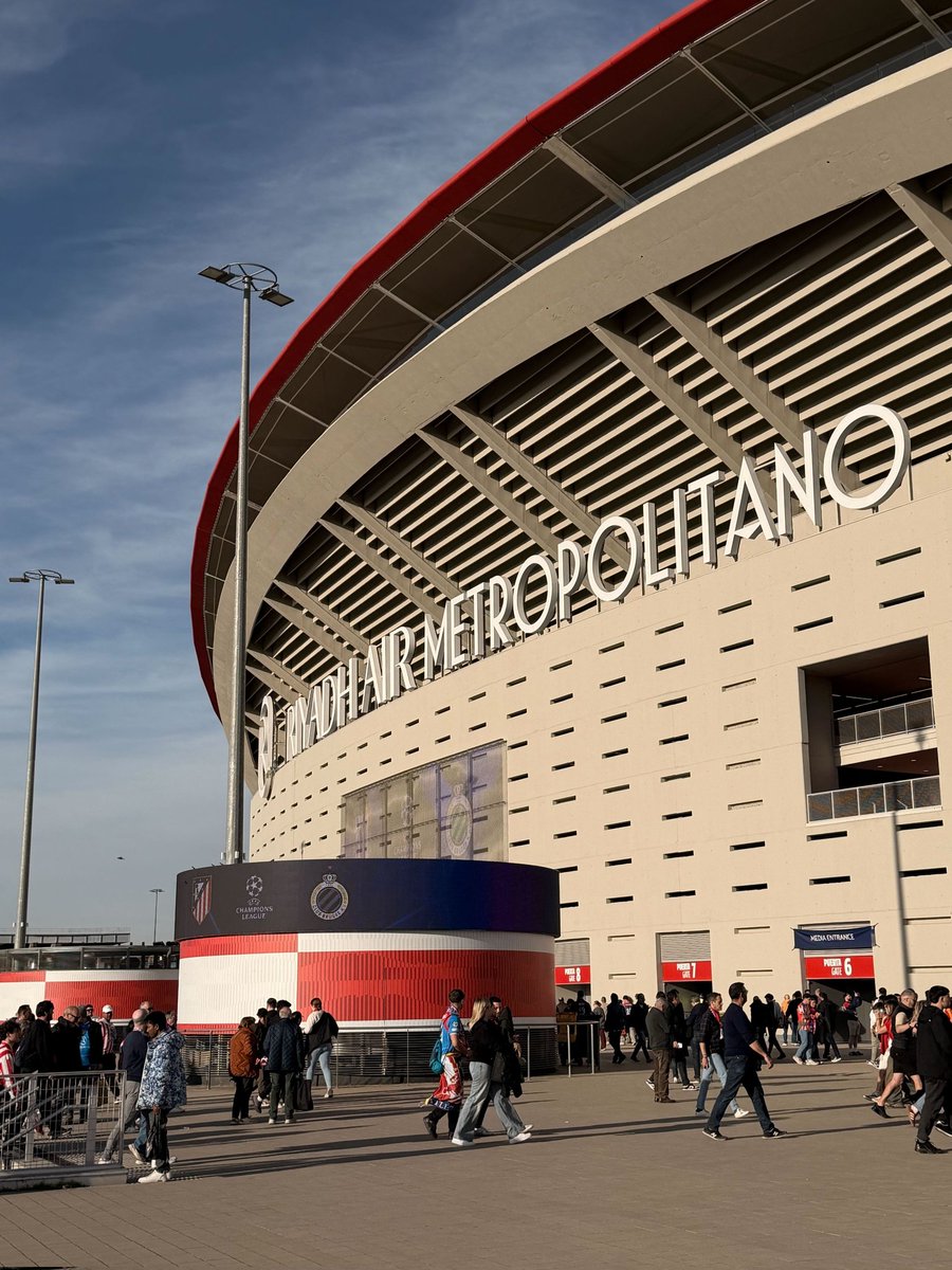 Harry Lock Picks tweet media