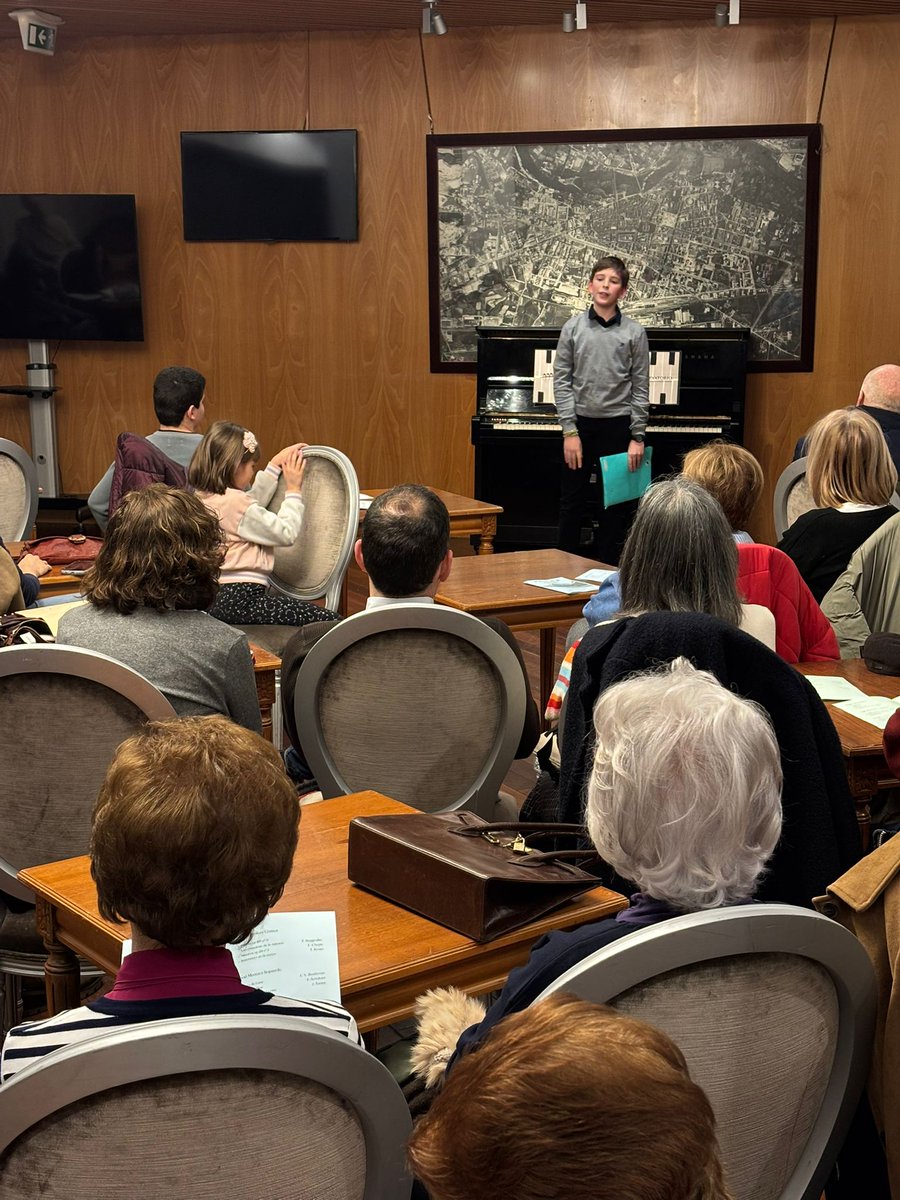 Conservatorio Profesional de Música Eliseo Pinedo tweet media