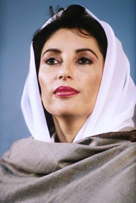 irodisa__jehr's tweet photo. Kürtçe’yi yasaklayan İslam ülkelerinin hangi Allah’a inandıklarını şeytan bile anlamış değil.

-Benazir Butto https://t.co/XtJr55COjf
