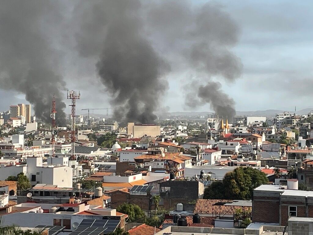 AKNewsNow's tweet image. Alaskans in lockdown as Mexican army kills cartel leader El Mencho, violence erupts across country 👉 tinyurl.com/yc7sn5d6?utm_s…