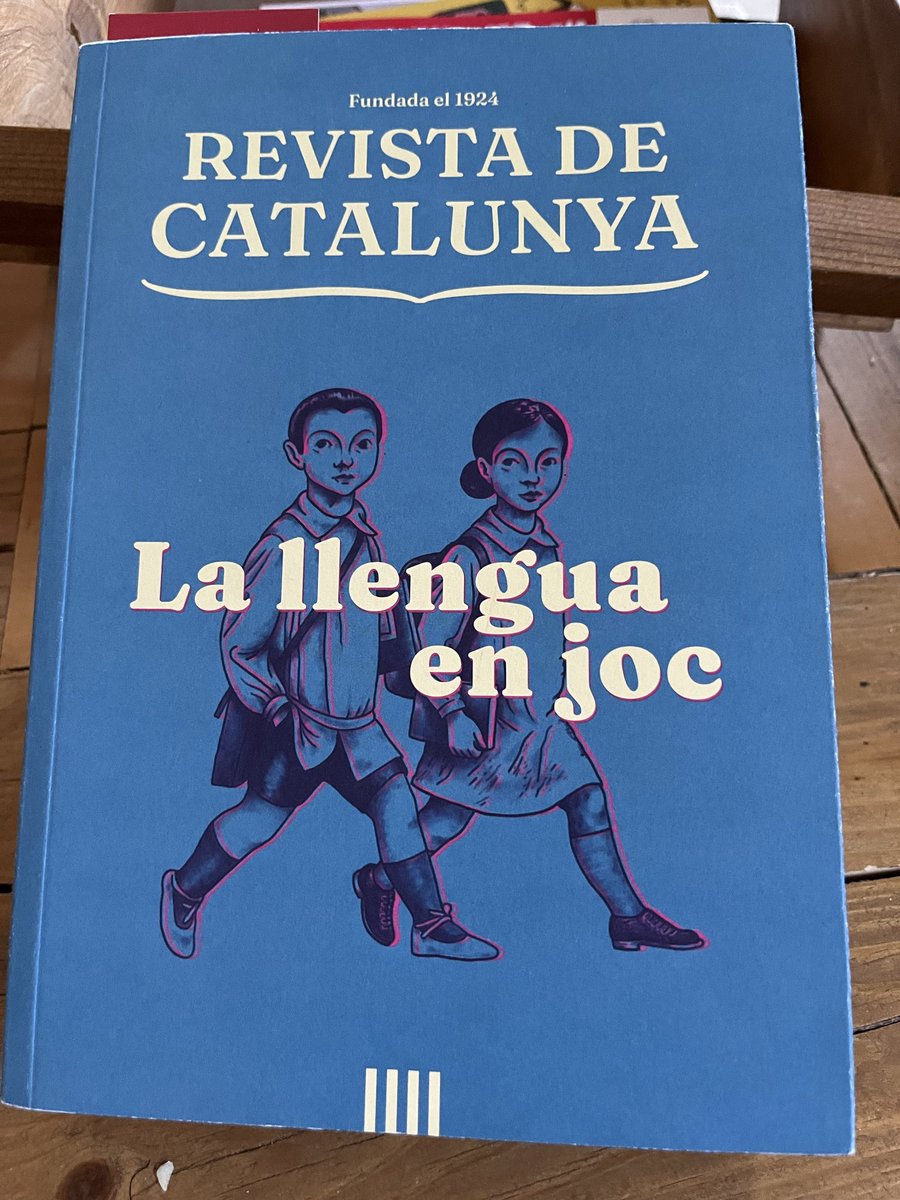 mahler_77's tweet photo. D'obligada lectura. Brillant volum. Amb magnífics articles, entrevistes. Passat, present i futur del català @RevistaCat @fredericjporta @natxosorolla #JordiMartíMonllau #LluísDuran @CerniEscale @juliaojedacaba @bernatmallen #AntoniodiPaolo @ConchurOG @margapayola @abel_riu Fil 👇🏼 https://t.co/MTQY4bGTbd