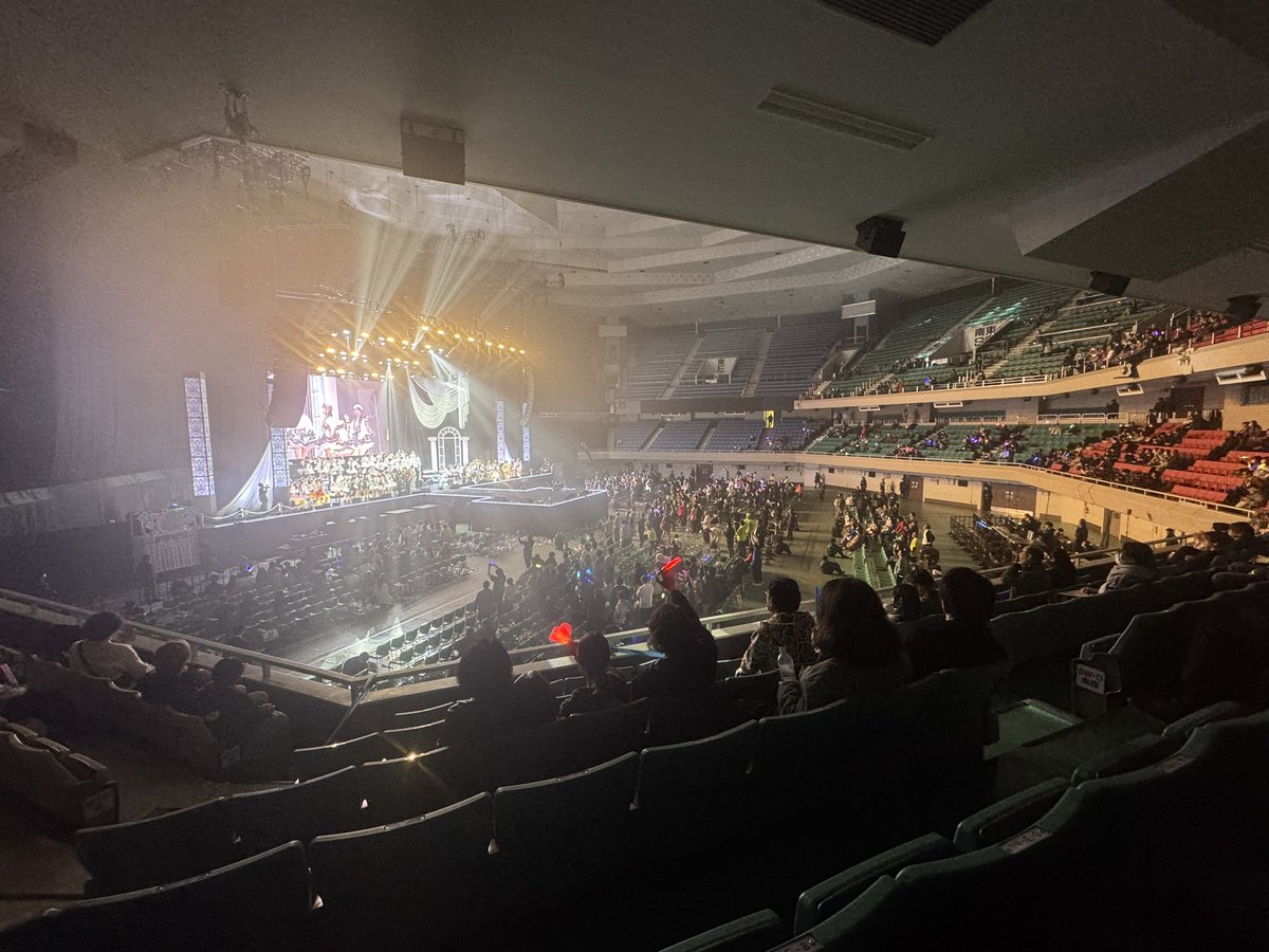武道館 ガラガラ