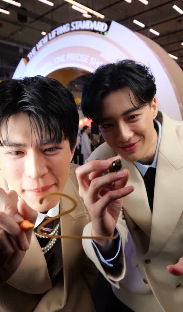 แมวเด็กเล่นกล้อง
SAVEFRANC WITH DOUBLO2  #SaveFrancLiftingStandard #TheNewLiftingStandard #Doublo2 
#savesaisawat #francnrp