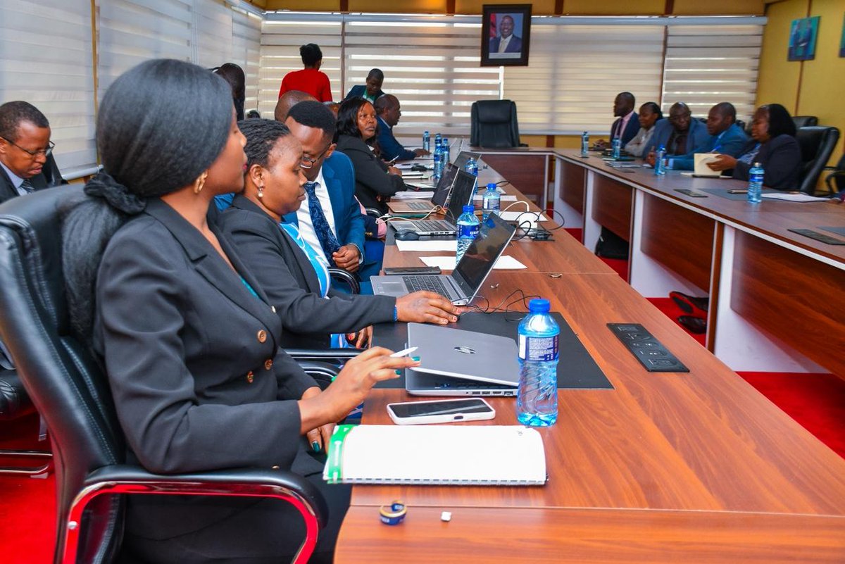 KIPPRAKENYA's tweet photo. The @KIPPRAKENYA management, yesterday, held a technical meeting with the Principal Secretary, @Planning_Ke, Dr Bonface Makokha, at the Treasury Building. The high-level engagement deliberated on key priority policy issues and the Institute’s strategic role in advancing national development planning, policy formulation, and implementation. The KIPPRA team was led by Executive Director, Dr Eldah Onsomu while the Economic Planning counterparts were led by the Director General, Dr Masini Ichwara.
The PS got an overview of key policy research, capacity building, policy engagement as well as technical and advisory work the Institute is currently focussing on. In his remarks, the PS lauded the close working relationship with KIPPRA, outlining recent successes from the collaborative effort. Dr Makokha highlighted a recent strategic engagement with the Multilateral Cooperation Center for Development Finance (MCDF), where KIPPRA was involved, noting that the partnership would advance capacity building initiatives in public policy.
Other key policy issues discussed include capacity building for the the Central Planning and Project Monitoring Departments and other government Institutions; laying the groundwork for Kenya's next development blueprint; data governance and an interrogation of the “road to Singapore” projections and implications. KIPPRA also highlighted recent organizational transformations aimed at strengthening its support to the government and other stakeholders. This included the establishment two more technical directorates as well as a Nutrition and Dietetics Division, Predictive Analytics Division, Gender and Special Groups Division and the Economic Modelling Hub. KIPPRA appreciated the State Department’s support in the process of obtaining approval for the human resource instruments.
The PS challenged the KIPPRA team to prioritize practical policy solutions to accelerate Kenya’s economic growth.