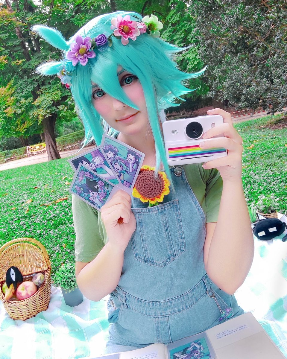 🌻~The photos in our album... They're not just photos. They're real memories~🌻 
#OMORI #Basil 
<a href="/OMORI_GAME/">OMORI</a>