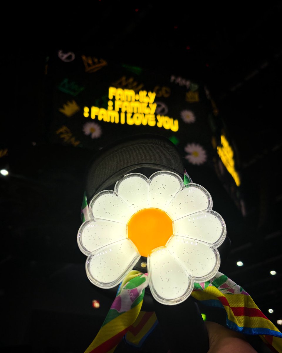 4NOLOGUE tweet media