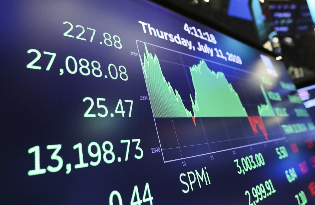 PhosWealthUS's tweet photo. The U.S. 15% global tariffs will take effect on February 24, with Federal Reserve Governor Waller delivering a speech on economic prospects. Circle, Nvidia, and Berkshire Hathaway will successively release their annual reports. https://t.co/wGOq3BjTj9