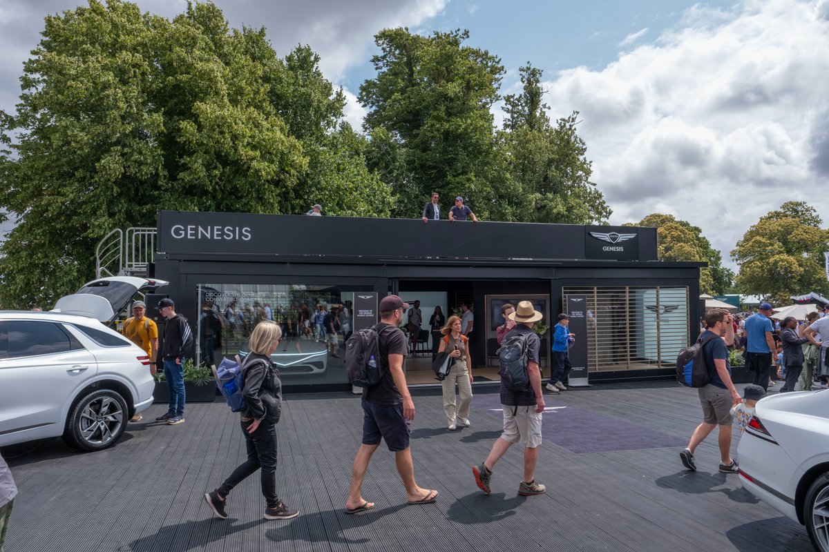 eventsstructure's tweet image. Detail matters in automotive environments.
This mobile showroom, Pursuit Plus, creates a premium brand space for Genesis at— designed for presence, flow and customer engagement.
Clean. Reliable. Built for brands that care about craft.
#LiveEvents #BrandExperience #BrandActivation